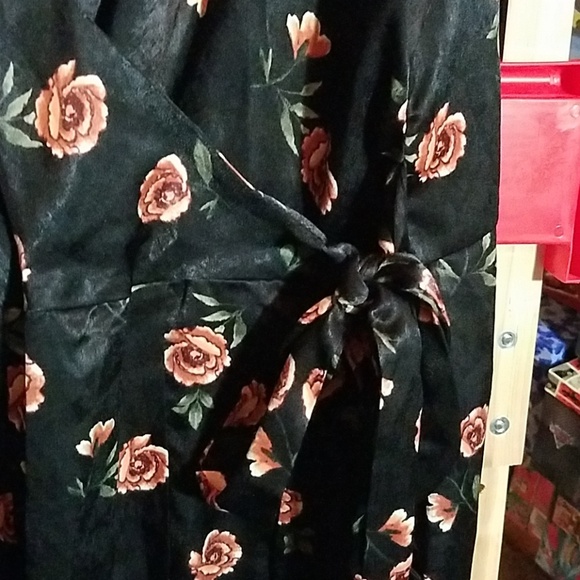 xihilration XXL Black Rose with Pockets Jumpsuit - Picture 6 of 8